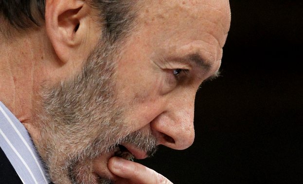 rubalcaba-dedoboca.jpg