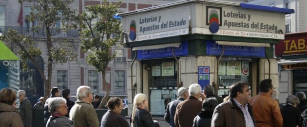 cola-sorteo-nino-quay-.jpg
