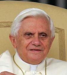Benedicto_XVI_primerplano.jpg