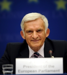 Buzek_UE.jpg