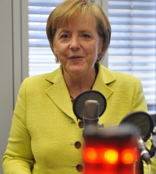 Merkel_radio.jpg