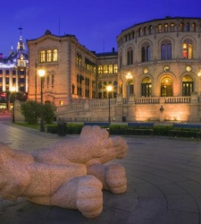 Noruega_parlamento.jpg