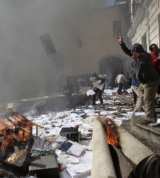 bolivia-incendio-policias-reuters.jpg