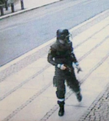 Breivik fue captado por las cámaras de seguridad antes del atentado de Oslo