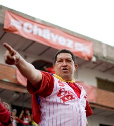 chavez_dedo.jpg