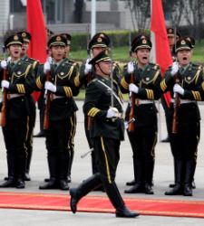 china-guardia-honor-reuters.jpg