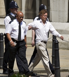 manifestante-blair.jpg