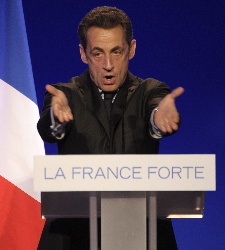 sarkozy-arremete-espana