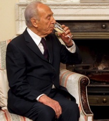 simonperes225.jpg