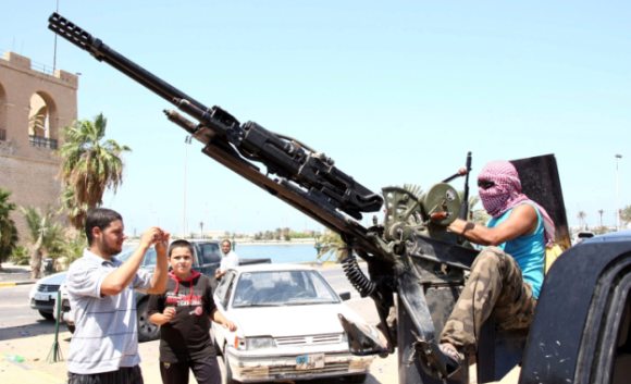 Descubren un depósito de armas químicas en Libia
