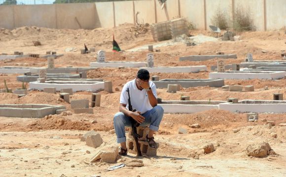 libia-rebeldes-tumbas-efe.jpg