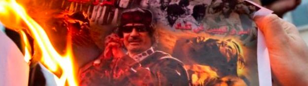 gadafi-fuego.jpg