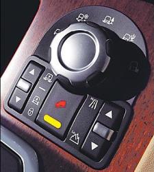 Land-Rover-Discovery4-03.JPG