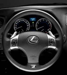 Lexus-IS250FSport-01.jpg