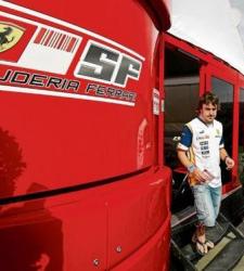 alonso-ferrari_500.jpg