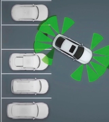 Audi consigue que los coches encuentren un sitio libre y aparquen solos
