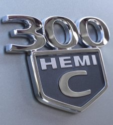 Nadie puja en la subasta de un Chrysler 300C de 2005 que perteneció a Obama