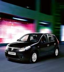 Ellas los prefieren pequeños: Dacia Sandero, el coche favorito de las mujeres