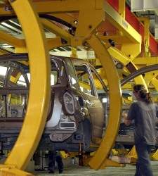 Las inversiones en el automóvil español no ahuyentan el riesgo de deslocalización