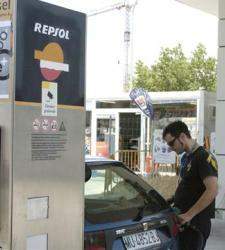 El consumo de combustible en España cae un 5,6% en agosto hasta niveles de 1997