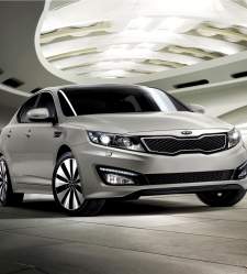 Kia lanza su nuevo Optima Hybrid en el mercado español desde 33.699 euros
