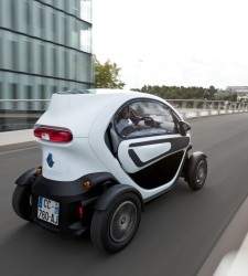 El Renault Twizy podrá cerrar sus 'ventanas' con cremallera por 349 euros