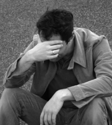 hombre-triste225.jpg