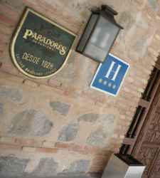 paradores.jpg