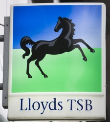 lloyds.JPG