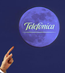 telefonica-luna.jpg