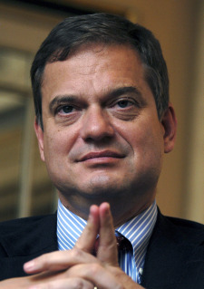 Smaghi_225_319.jpg