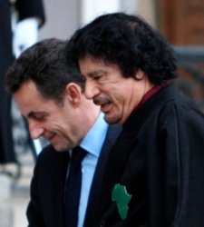 gaddafi-sarkozy.jpg