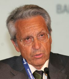 juliofernandez-caixanova.jpg