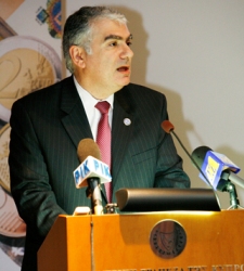 orphanides.jpg
