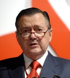 alfredosaenz.jpg