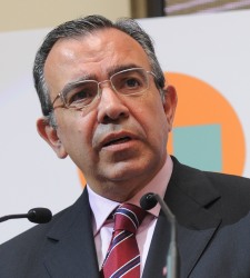 cam-robertolopezabad.JPG