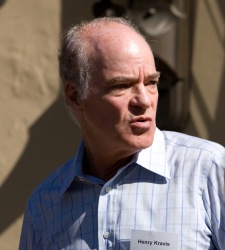 kkr-henrykravis.JPG