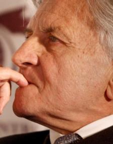 trichet_nervioso.JPG