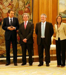 zapatero-ministros.jpg