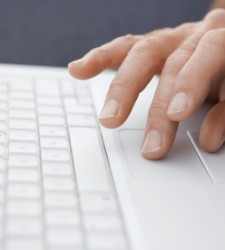 teclado-mano.jpg