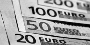 euros_billetes_negro.jpg