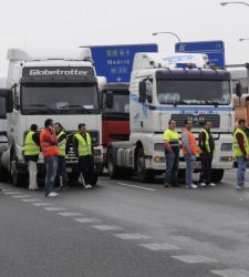 camioneros_huelga.jpg