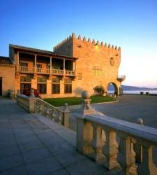 parador-de-baiona-pontevedra.jpg