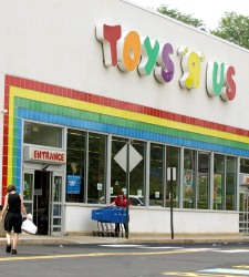 toysrus.JPG