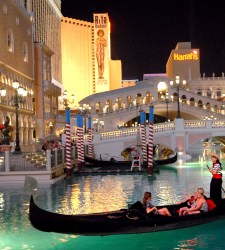 venetian.JPG