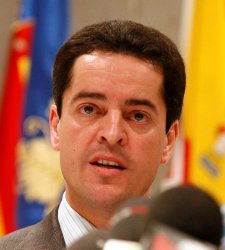 Banuelos-frente.jpg