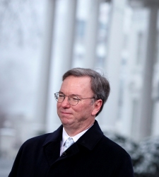 Google-Schmidt.JPG