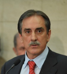 Valeriano-Gomez-frente.JPG