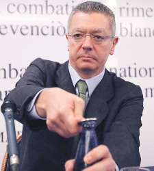 gallardon-botella.jpg