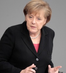 merkel-parlamento2.jpg